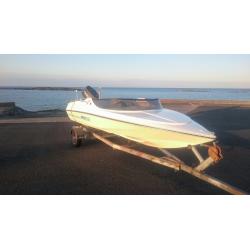 Simms super V speed boat with Yamaha 50hp outboard engine