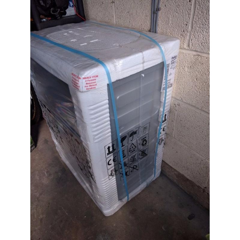 Beko WMB61432S || Slimline Washing Machine || Silver || 6kg Capacity For Sale