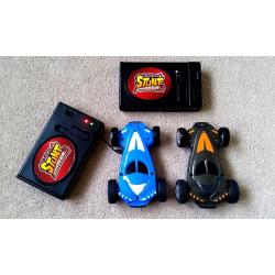 Remote controlled (laser) cars for children approx 5-10 years? + loop-the-loop, ramps, high jump.