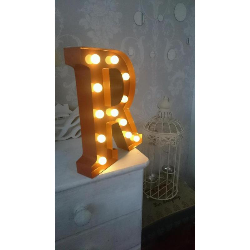 Letter R light