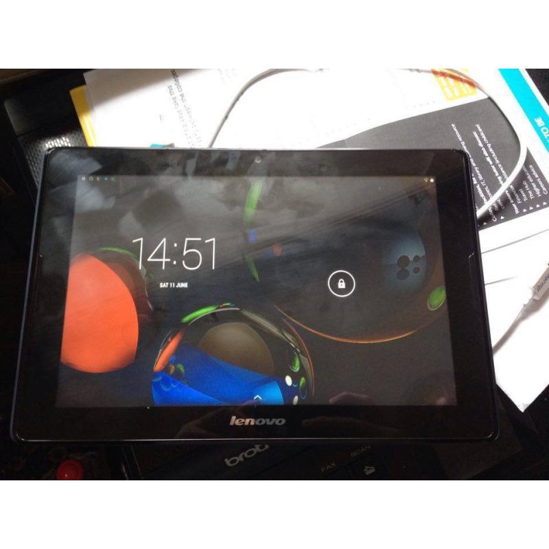 Lenovo Tab 2 A10-70 16GB Very Fast Runs Brillient Great Battery Life