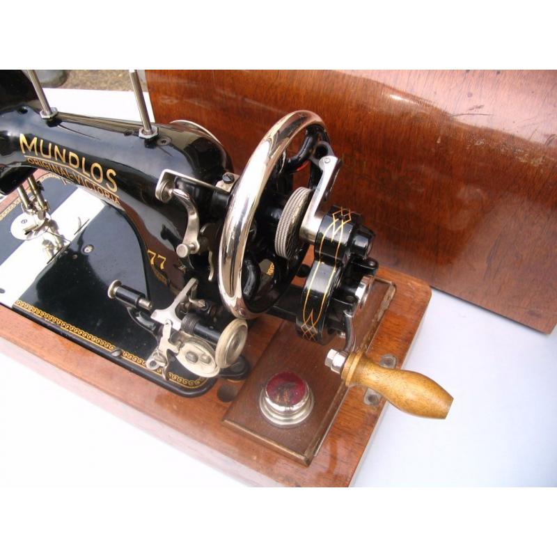 vintage sewing machine- hand operated, Mundlos - Victoria from Germany, hand crank, in arched cover