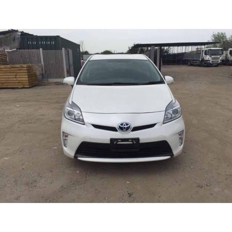TOYOTA PRIUS 2013/62 PETROL - AUTOMATIC - NEWLY IMPORTED FROM JAPAN