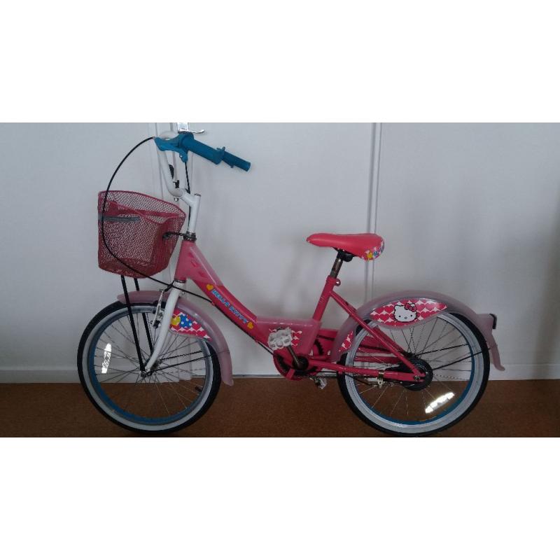 Hello Kitty 20" Kids' Bike