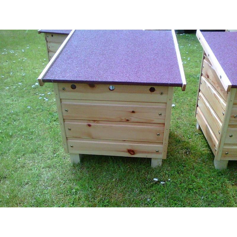 Small Pet Kennels - Cat Boxes - Door Flap - Felted Roof - Wood Treated