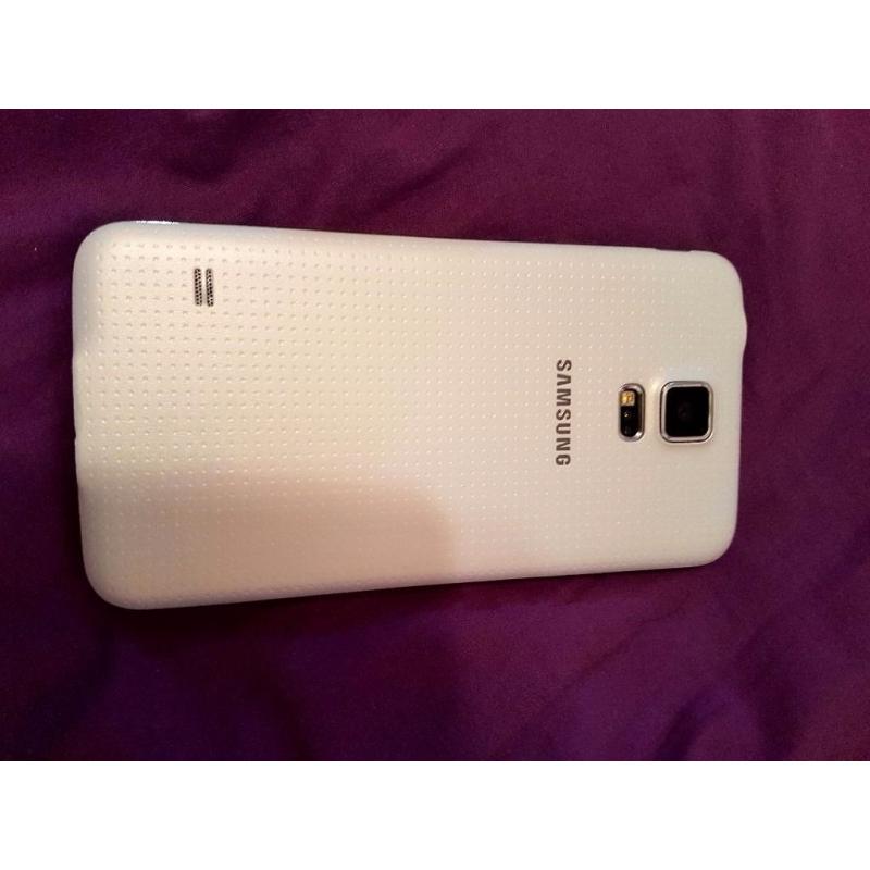 Samsung Galaxy s5 phone
