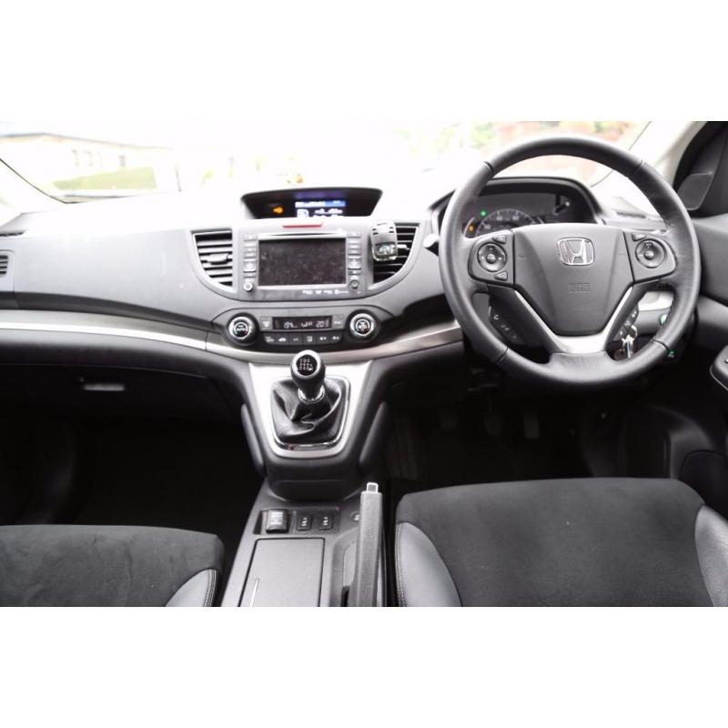 Honda CRV 2015(15 reg) Sat Nav + 4 years free Honda service