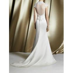 Designer wedding gown clearance