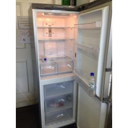 Reconditioned hotpoint frost free fridge freezer
