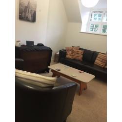 Furnished double room in 2 bedroom flat in safe gated building in Bristol City Centre