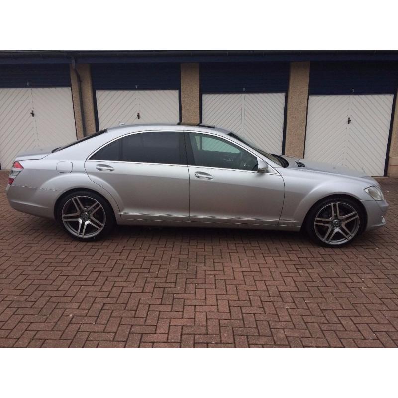 2008 Mercedes Benz S class Diesel with private plate