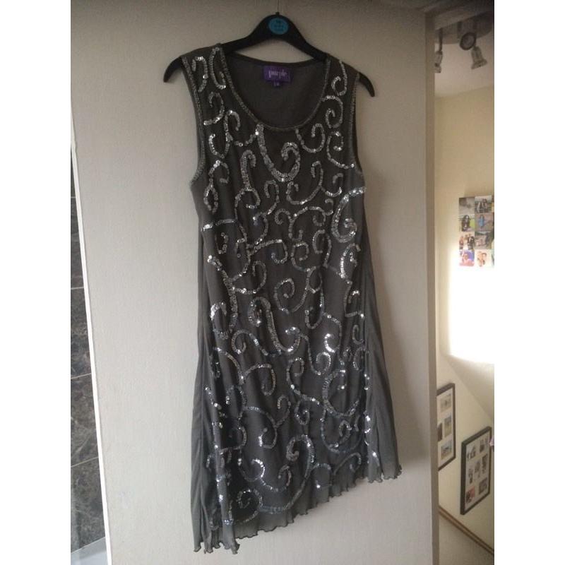 Silver sequence dress - nicely fitting size 10