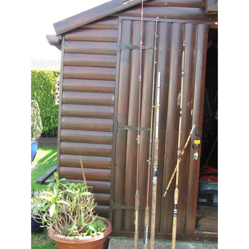 2 Sea Fishing Rods 1 Cane Fly Fishing Rod + bucket of Reels and bits