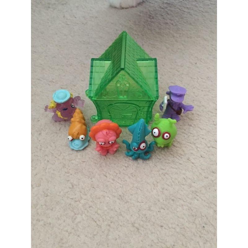 Zomlings and house