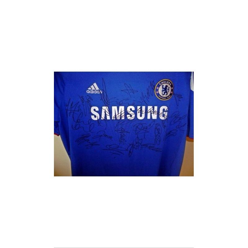 OHand signed original Chelsea shirt + certificate of authenticity
