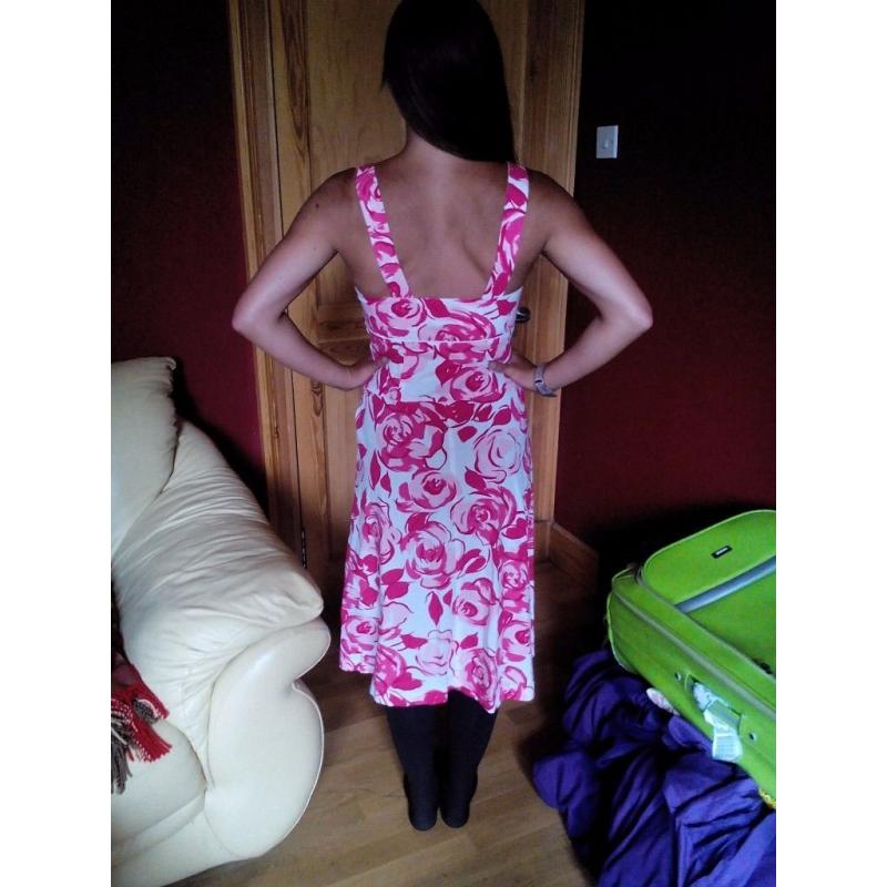 Flowery pink and white dress womens small Oasis