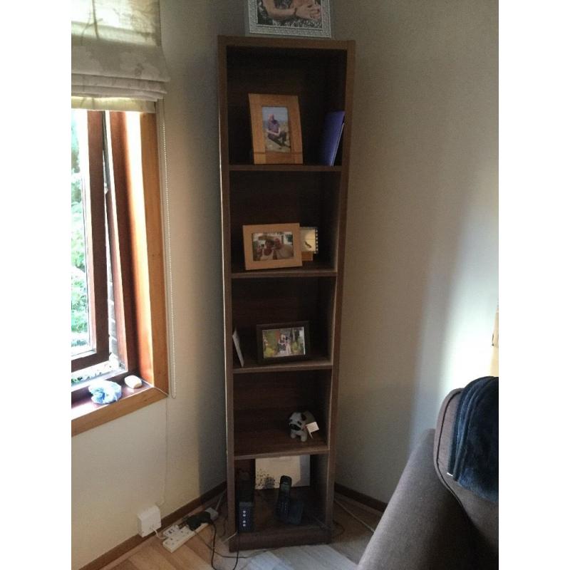 Oak veneer bookcase/display cabinet