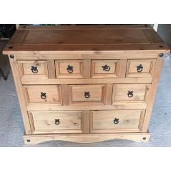 Wooden chest of bedroom drawers in great condition