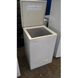 chest freezer.. .cheap..free delivery