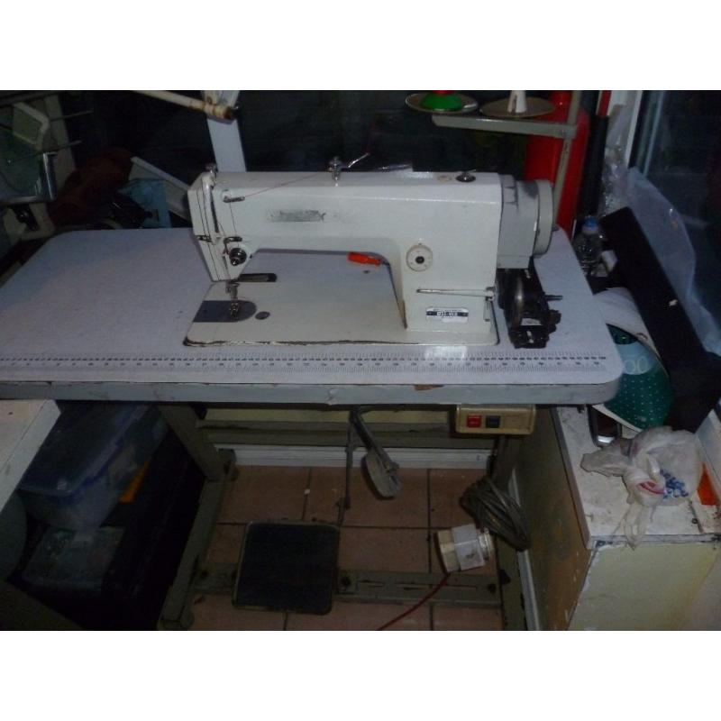 WHITE BROTHER Industrial /FLATBED/ lockstitch sewing machine Model MARK III