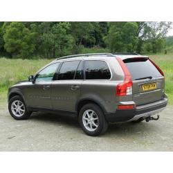 VOLVO XC90 2.4 D5 S GEARTRONIC AWD 5-DOOR. 7 SEATS, TOWBAR, FSH, JUST SERVICED. GREAT CONDITION.