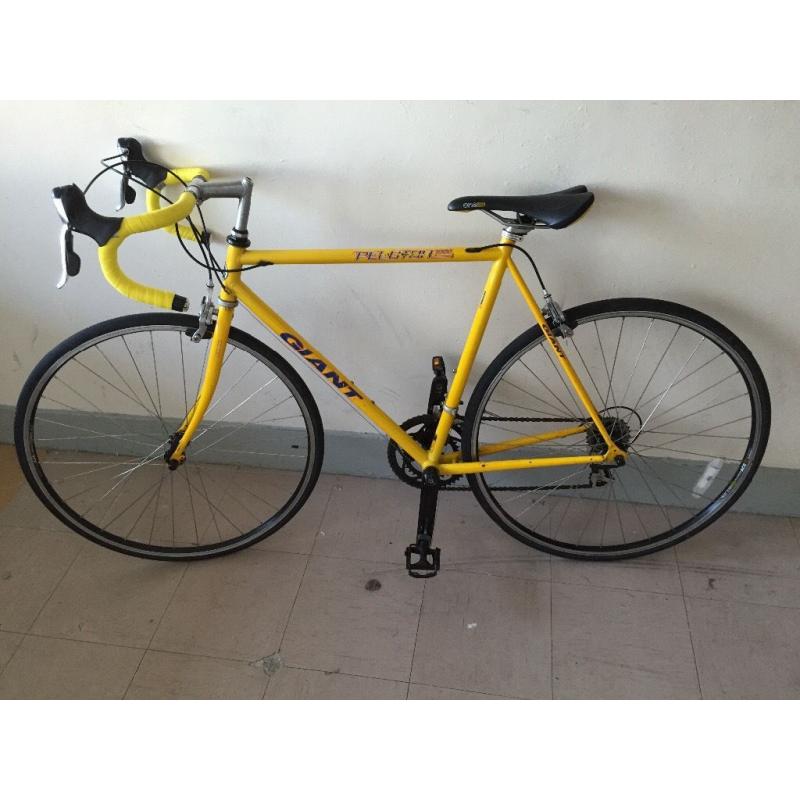 Giant road bike for sale with upgrades