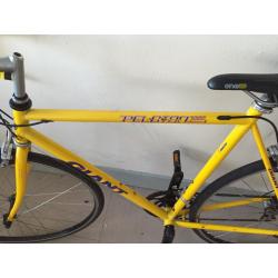 Giant road bike for sale with upgrades