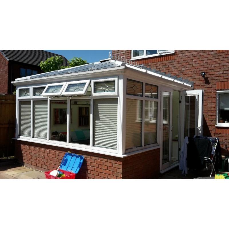 Conservatory for sale with full sanderson blinds