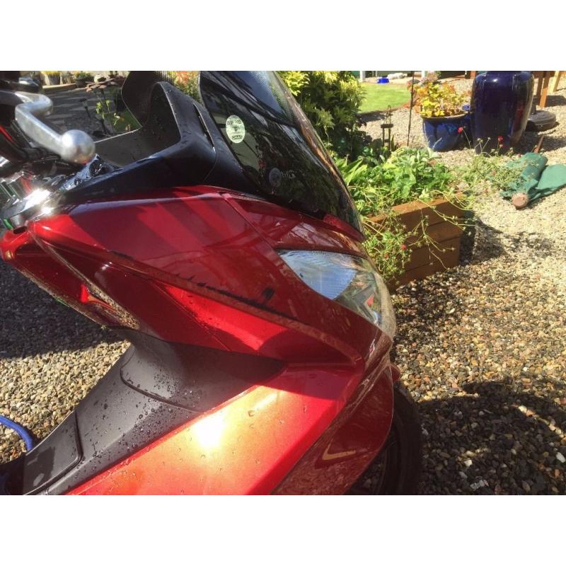 Honda PCX 125 Red with top box included