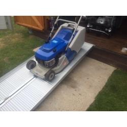 YAMAHA PETROL LAWNMOWER- WORTH 600 - FIRST PULL STARTS WITHOUT FAIL