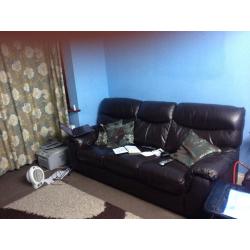 Single Room Is Available in Nice and Clean Two Bed Room House(For Girl Only)