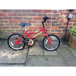 Childs bike with detachable stabilisers