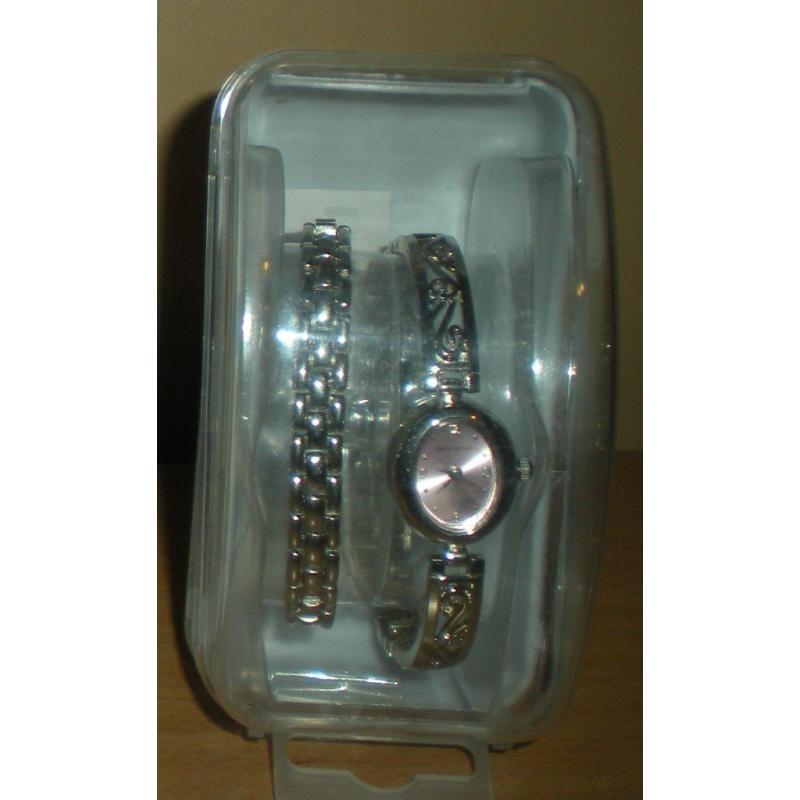 Girls Watch and Braclet Set