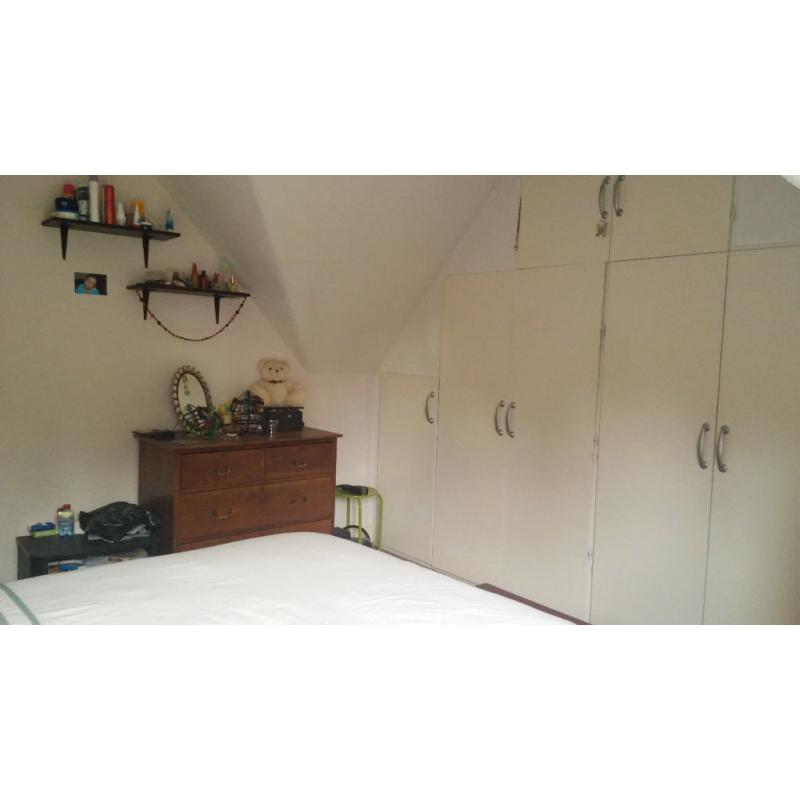 Big double room for short let, clean and cosy