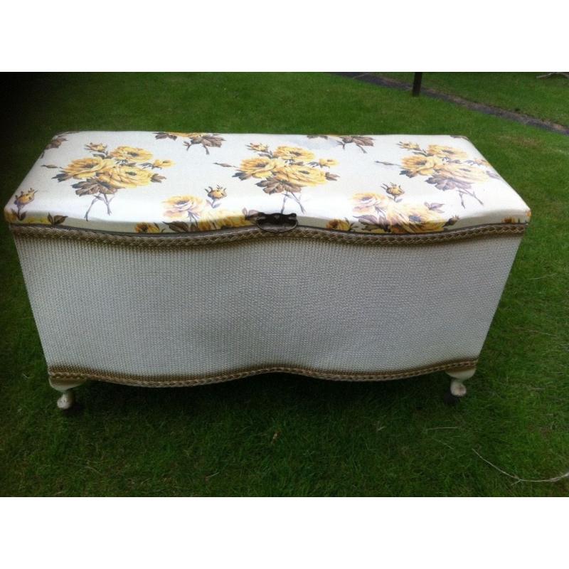 Lovely vintage ottoman by Blind-Craft