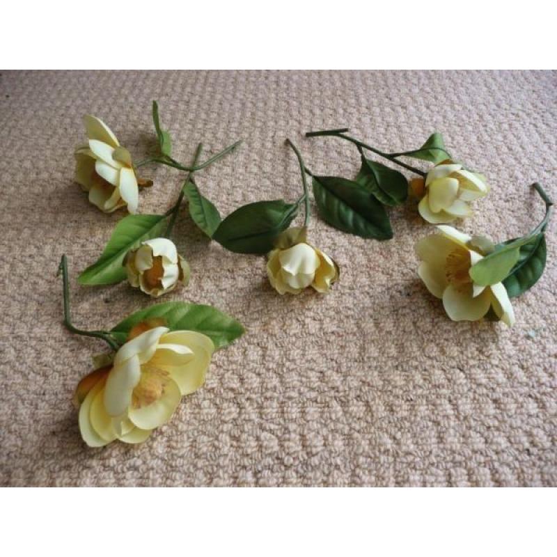 6 Artificial Pale Yellow Roses for Flower Arrangement or Vases / Mini Vases Crafts Flower Arranging