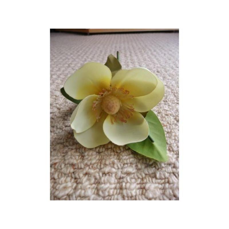 6 Artificial Pale Yellow Roses for Flower Arrangement or Vases / Mini Vases Crafts Flower Arranging