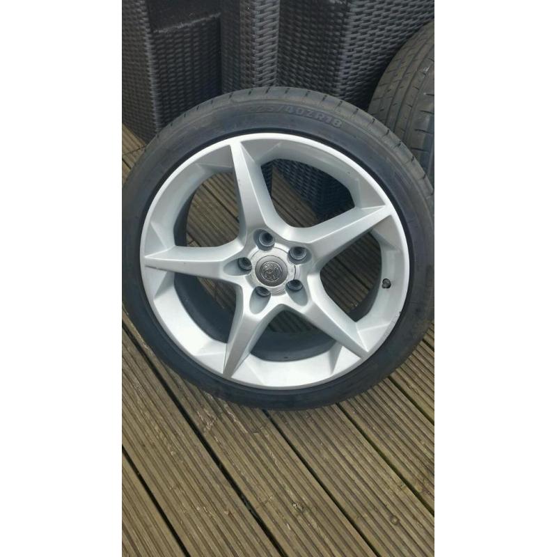 Set of 4 Genuine Vauxhall sri 18" wheels