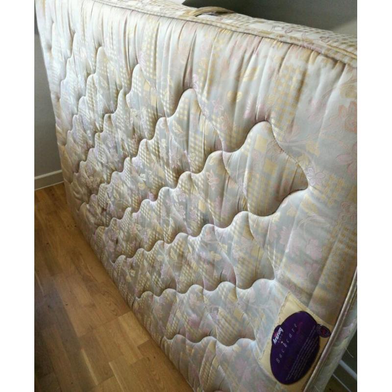 Free double mattress