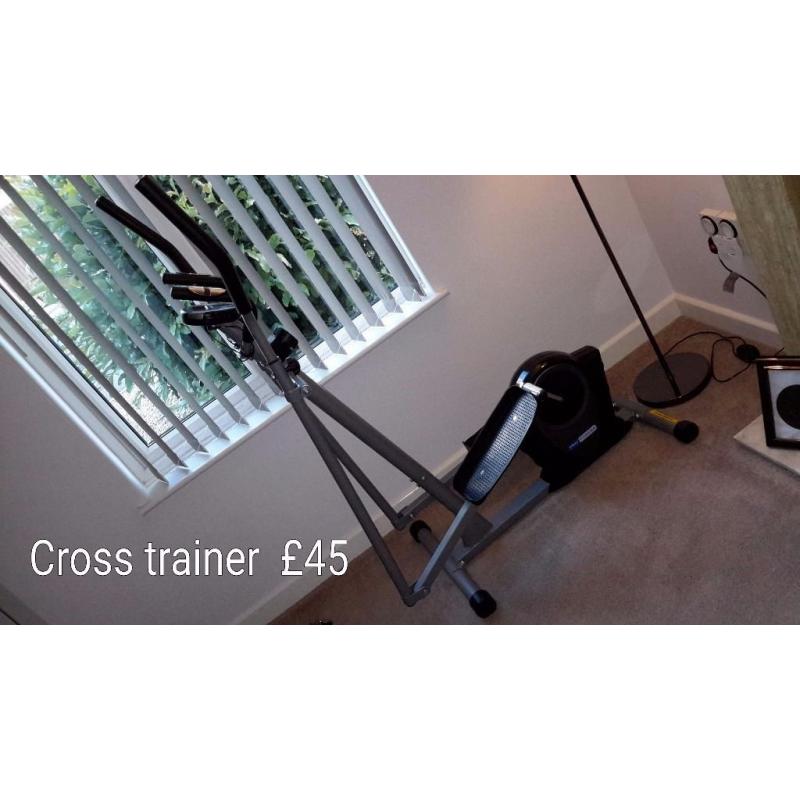 Cross trainer