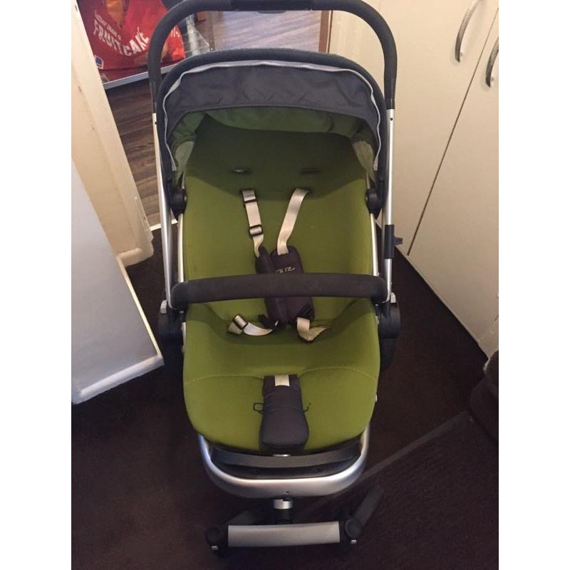 Quinny buzz Extra Olive Green plus Maxi cosi carseat