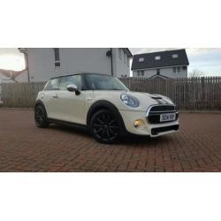 Mini Cooper S 2.0L. Low Mileage. Excellent Condition. Service Pack. Chilli Pack. Priced to Sell ASAP