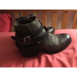 Hudson women's Leather Boots