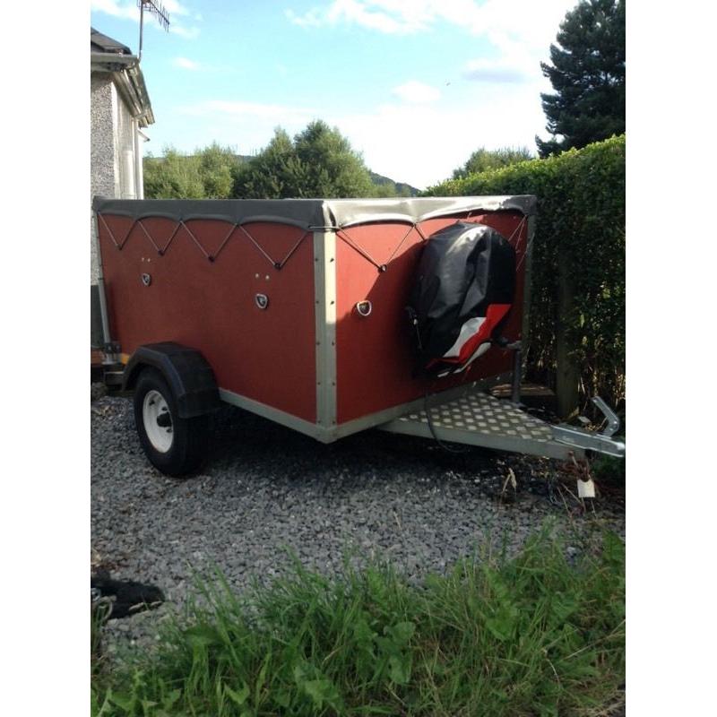 Trailer 6x4 very good condition ideal for all purposes