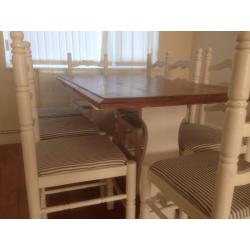 Solid Wood Dining table and 8 chairs - Quick Sale