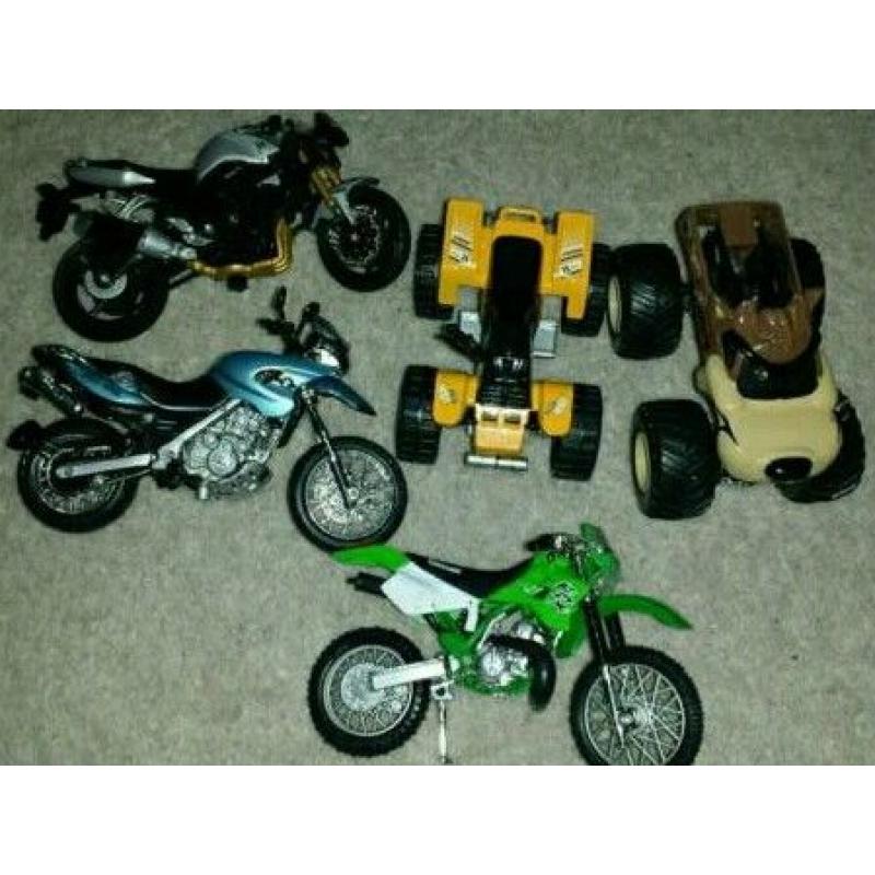 Toy bundle bikes