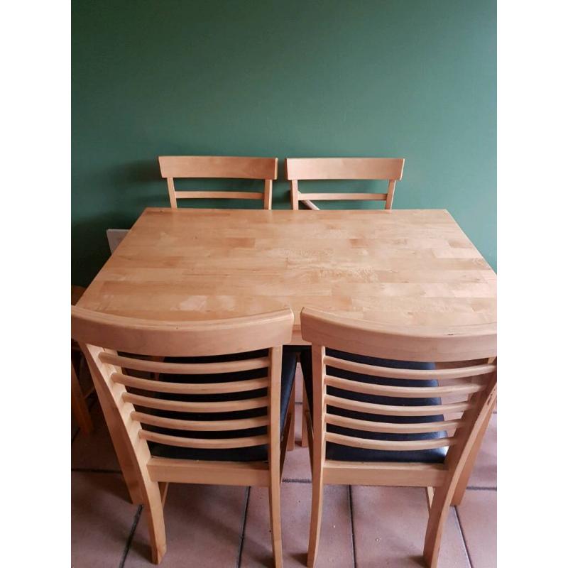 Table and chairs 4