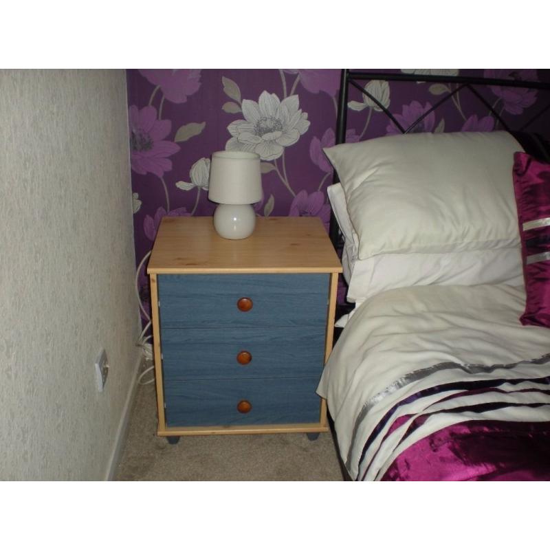 Bedside Drawers & Table Lamps