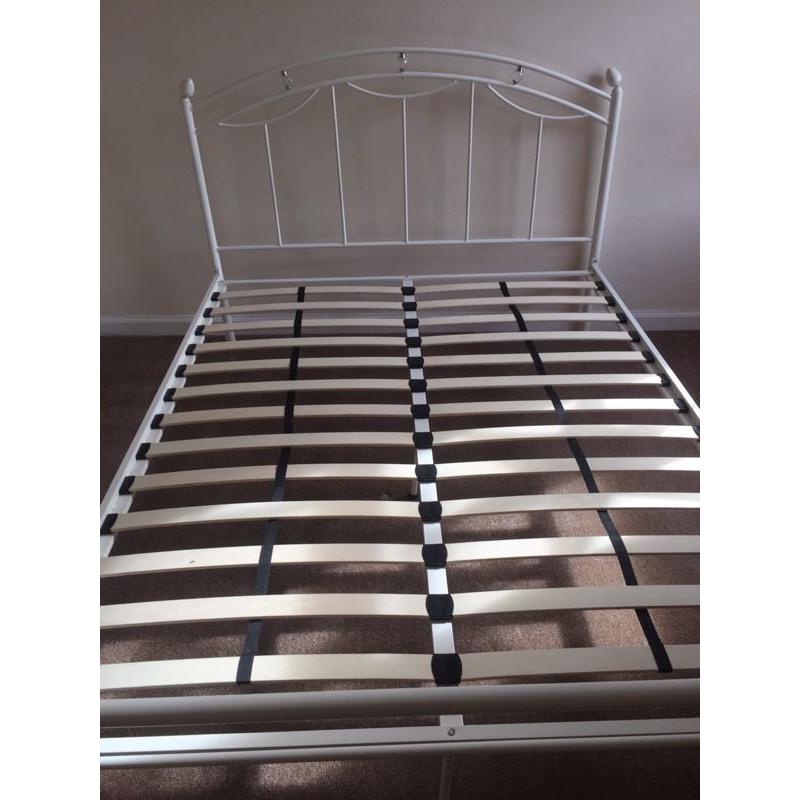 Metal double bed frame kingsize