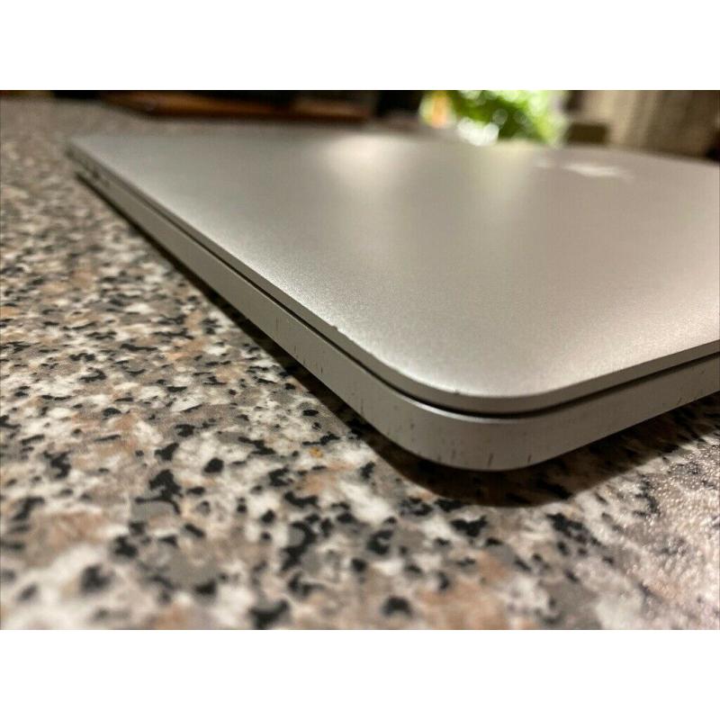 Apple MacBook Pro 15.4" Laptop Late 2013 - Silver- 2.6ghz i7 16gb Ram 256gb SSD